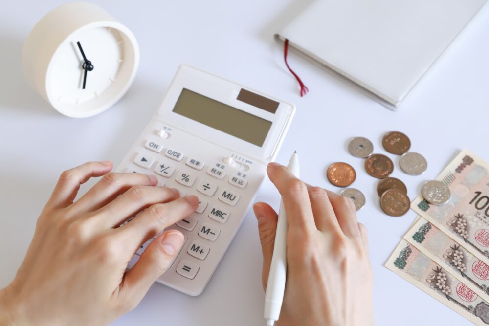 太陽光蓄電池の導入費用はいくら？相場と内訳を公開