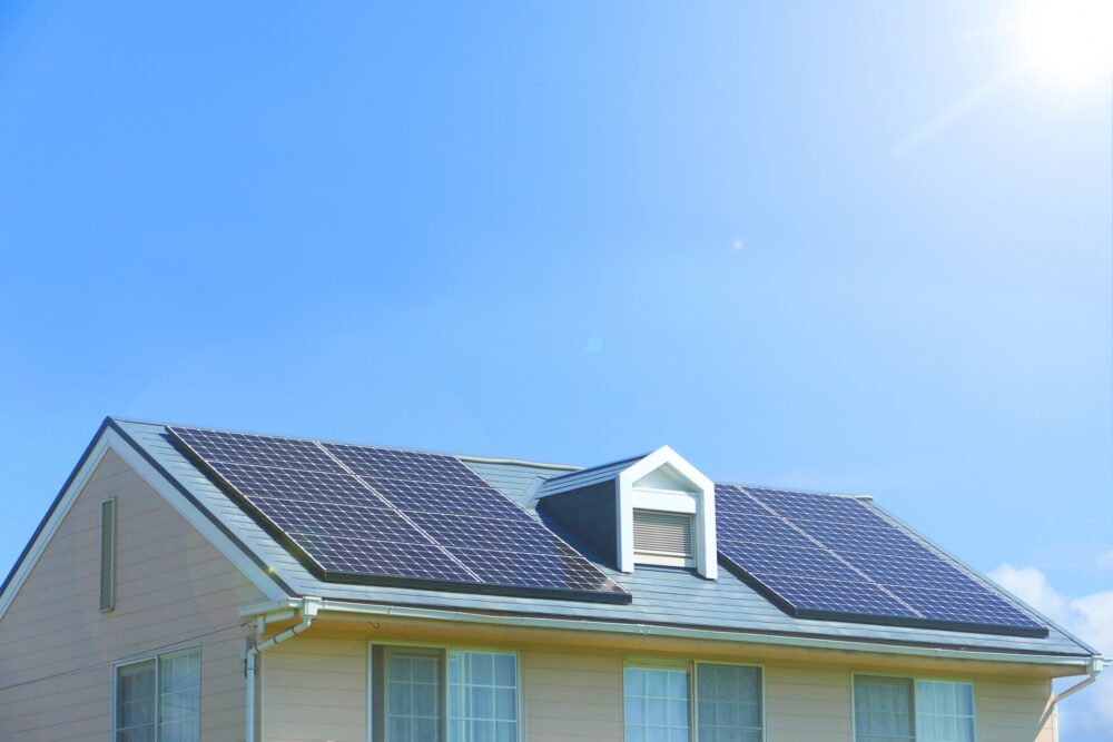 太陽光のメンテナンスって何するの？費用はいくら？
